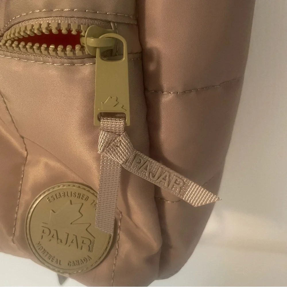 NWT Pajar Twill Dome Backpack Vert Clair/Light Green (Tan/Orange) MSRP $125 - Picture 11 of 15